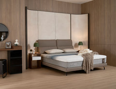 Cruise bed frame styled with Flow mattress