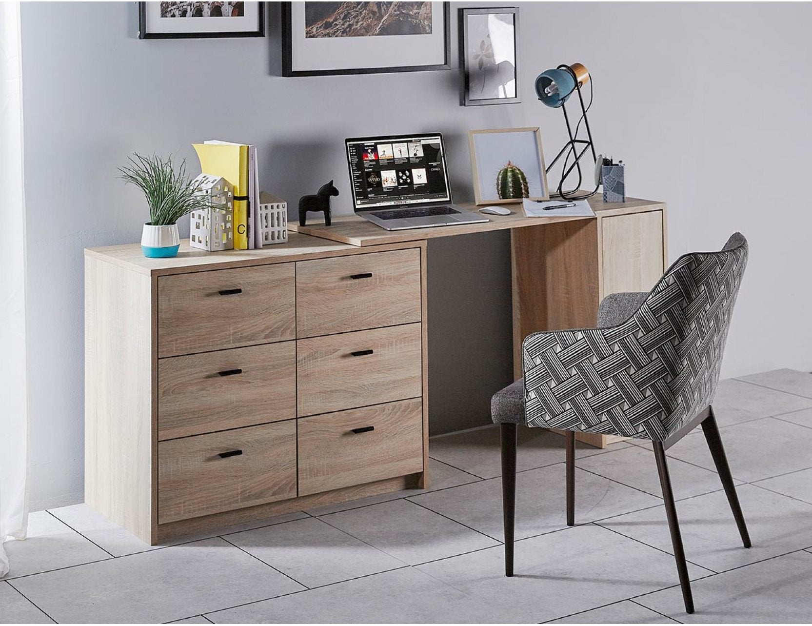Hup desk chair styled for multifunctional use