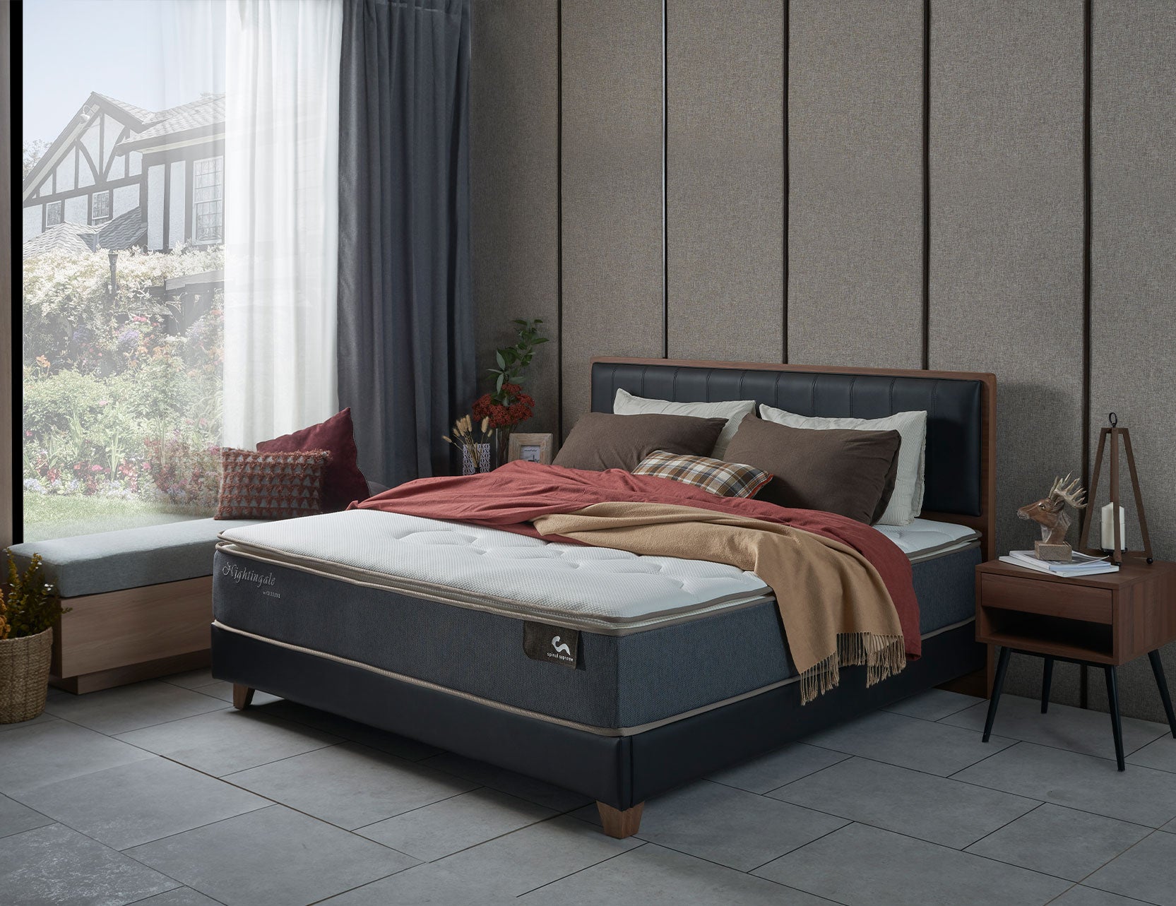 Spinal mattress highlighting layered comfort